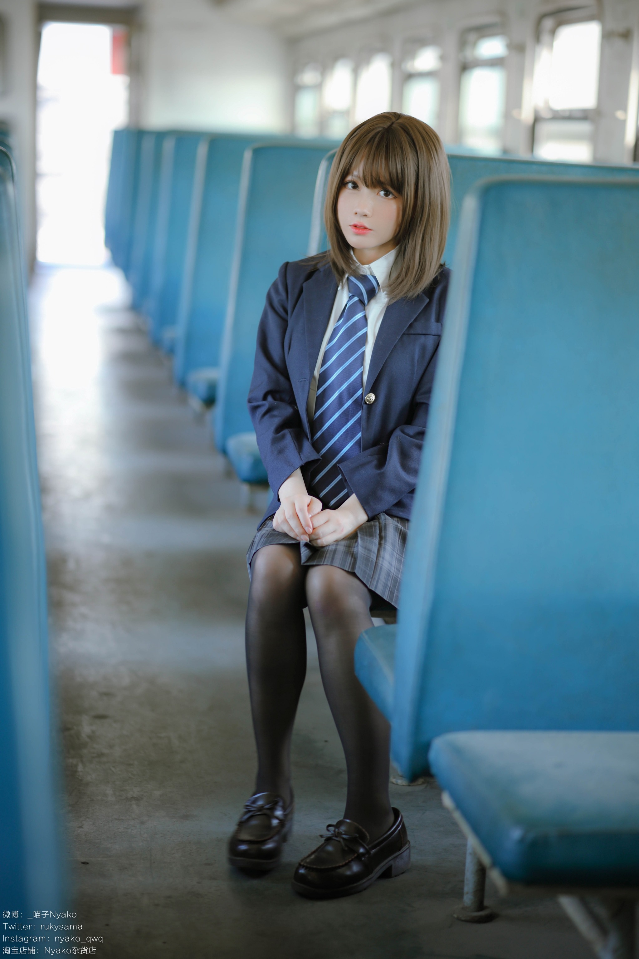 Nyako喵子 - NO.037 痴·女子校生2 火车jk [80P1V]-XikXak